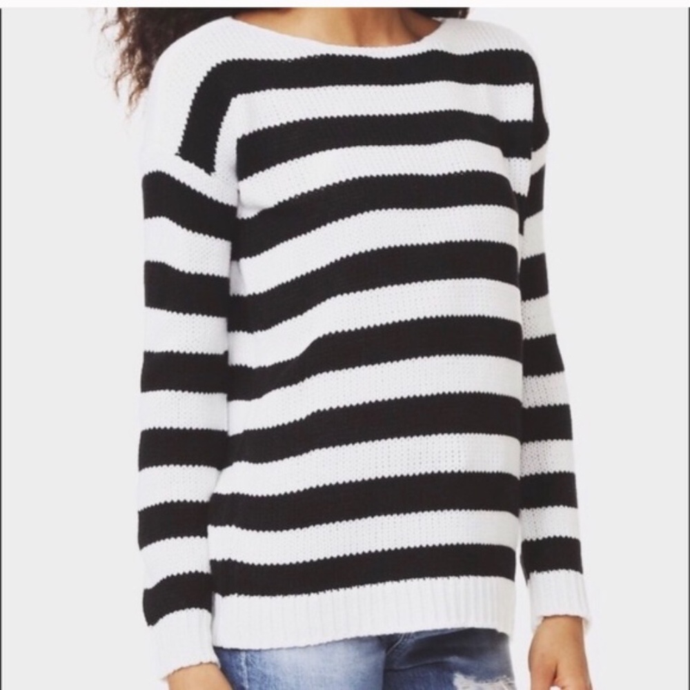 BB Dakota Knit Black/White Striped Sweater Medium